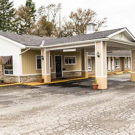 Countryside Inn Kingston Exterior photo