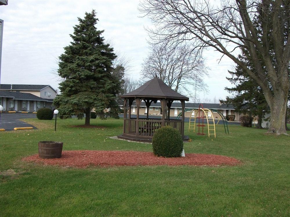 Countryside Inn Kingston Exterior photo